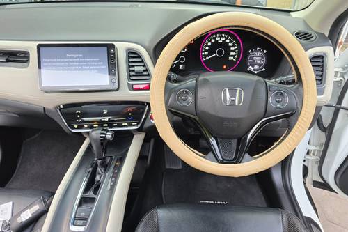 2016 Honda HRV  V PRESTIGE 1.8L AT