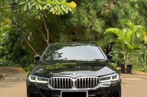 2021 BMW 5 Series Sedan  520i M Sport