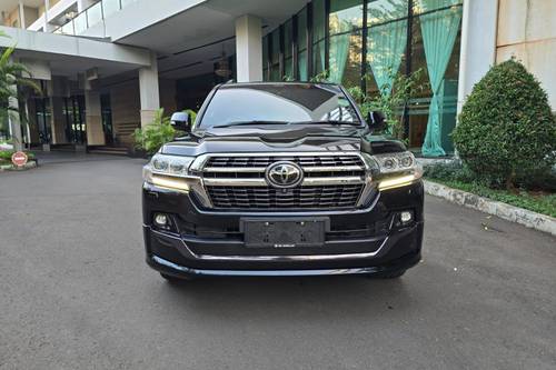 2019 Toyota Land Cruiser VX-R