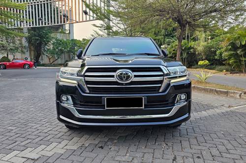 2019 Toyota Land Cruiser VX-R