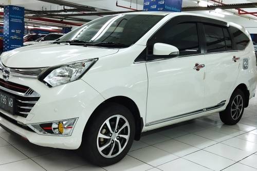 2018 Daihatsu Sigra  1.2 R MT DLX