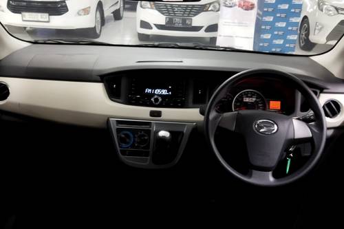 2018 Daihatsu Sigra  1.2 R MT DLX