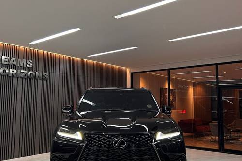 2022 Lexus LX 600 VIP