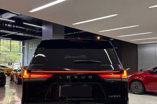 2022 Lexus LX 600 VIP