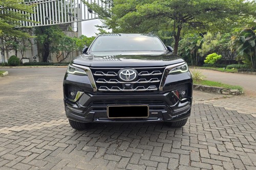 2022 Toyota Fortuner 2.4 VRZ AT bekas
