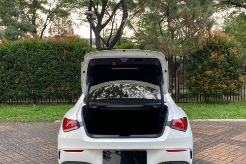 2019 Mercedes Benz CLA-Class 200 AMG Line bekas