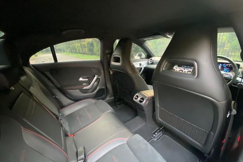 2019 Mercedes Benz CLA-Class 200 AMG Line bekas