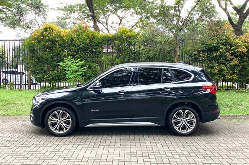 2018 BMW X1  sDrive18i xLine