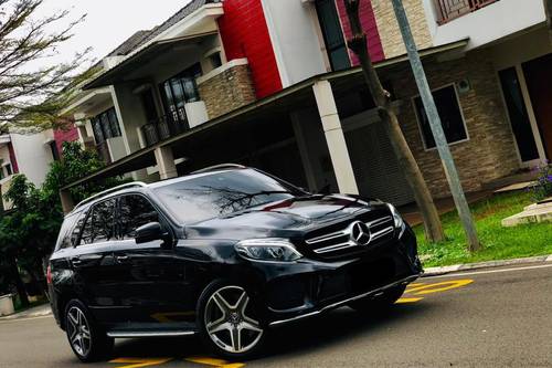 2018 Mercedes Benz GLE-Class  400 AMG Line