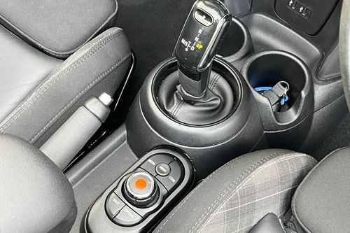 2019 MINI Convertible COOPER S CABRIO bekas