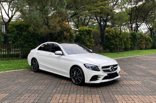 2021 Mercedes Benz C-Class Estate C 300 AVANTGARDE