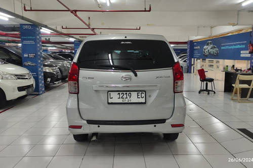 2013 Daihatsu Xenia  R DLX MT