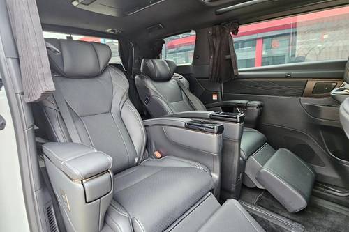 2024 Toyota Alphard Hybrid 2.5 HV