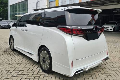 2024 Toyota Alphard Hybrid 2.5 HV