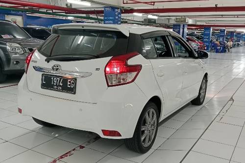 2016 Toyota Yaris  G AT