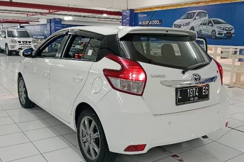 2016 Toyota Yaris  G AT