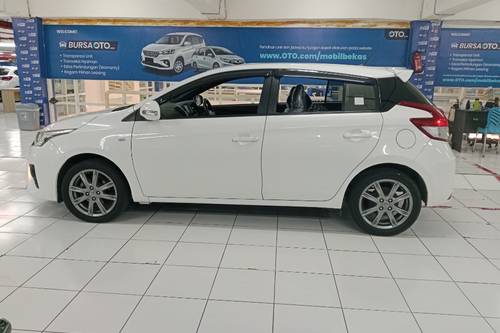 2016 Toyota Yaris  G AT