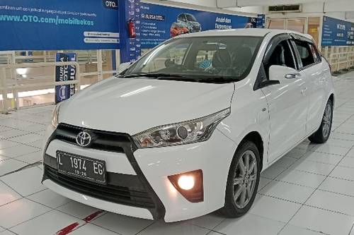 2016 Toyota Yaris  G AT