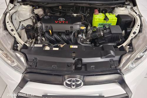 2016 Toyota Yaris  G AT