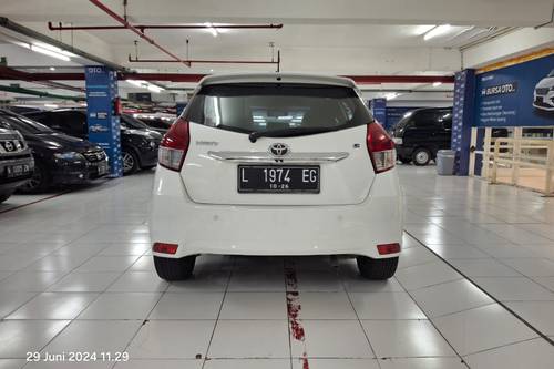 2016 Toyota Yaris  G AT