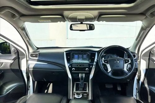 Beli mobil bekas