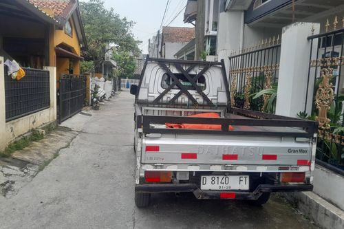 2022 Daihatsu Gran Max PU F Standar + PS + AC 1.5 MT tua