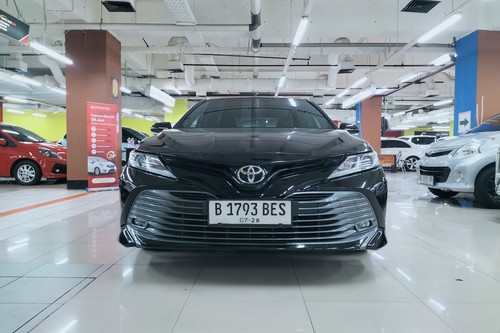 Used 2019 Toyota Camry 2.5 V AT
