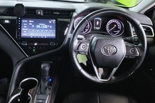 2019 Toyota Camry 2.5 V AT bekas