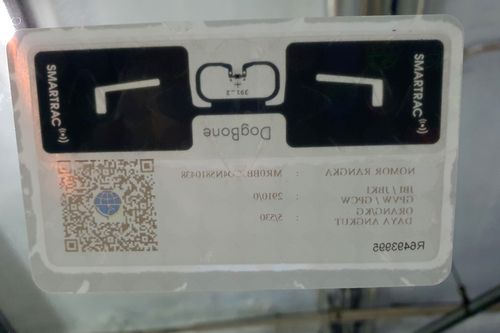 Dijual 2022 Toyota Hilux 2.4L D-Cab V AT bekas