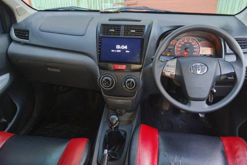 2014 Toyota Avanza Veloz VELOZ 1.5 MT AIRBAG bekas