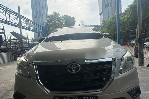 2013 Toyota Kijang Innova 2.5 G MT DIESEL bekas