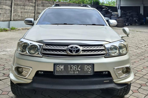 Used 2010 Toyota Fortuner  2.5 G MT