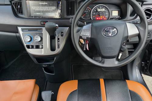 Beli mobil bekas