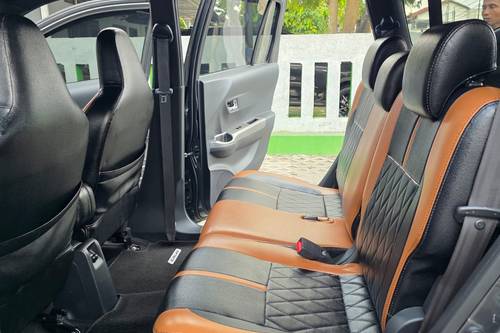Beli mobil bekas