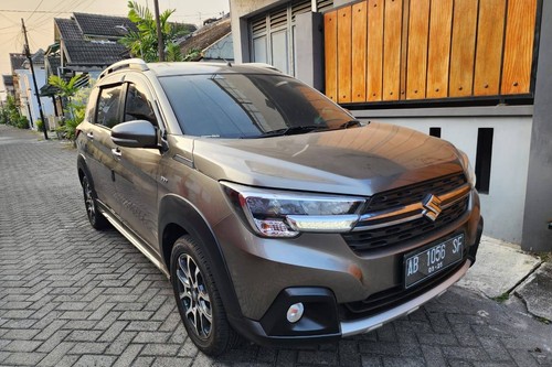 2020 Suzuki XL7 BETA M/T bekas
