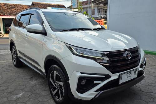 2023 Toyota Rush 1.5 S MT GR Sport bekas
