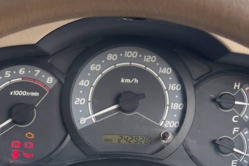 Dijual 2004 Toyota Innova BENSIN G 2.0 MT bekas