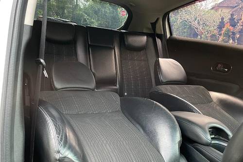 Beli mobil bekas