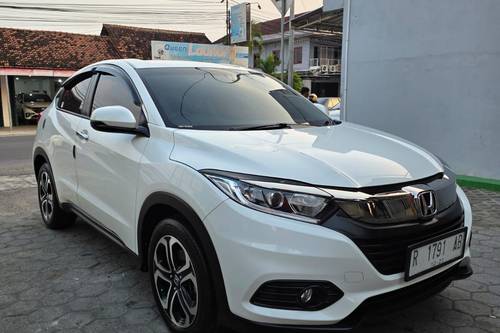 Dijual 2021 Honda HRV 1.5L E CVT bekas