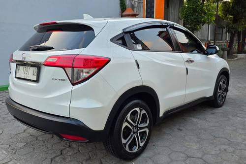 2021 Honda HRV 1.5L E CVT tua