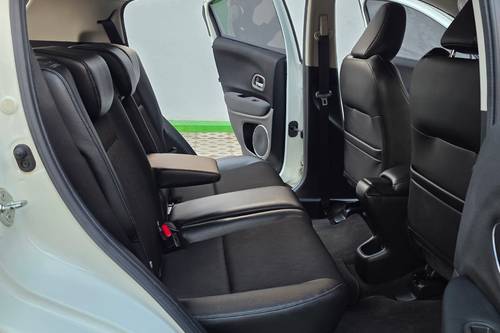 2021 Honda HRV 1.5L E CVT bekas