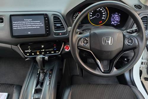 2021 Honda HRV 1.5L E CVT bekas