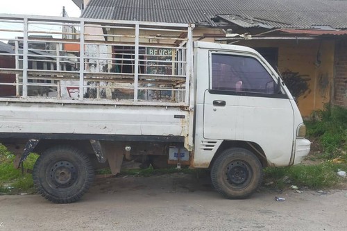 Dijual 2000 Suzuki Carry FUTURA 1.5L PU bekas