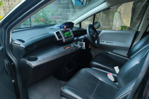 2011 Honda Freed E(PSD)A/T bekas