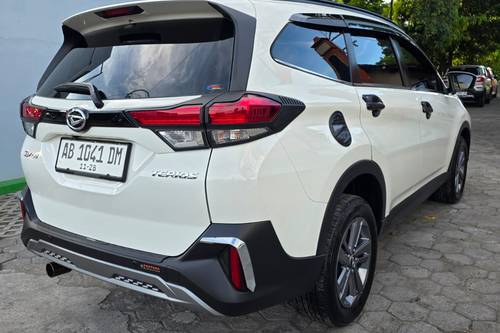Dijual 2023 Daihatsu Terios R ADS AT bekas