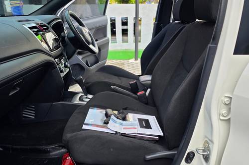 Beli mobil bekas