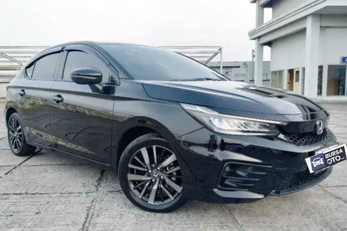Second hand 2022 Honda City Hatchback RS CVT 