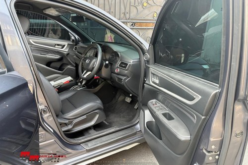Beli mobil bekas