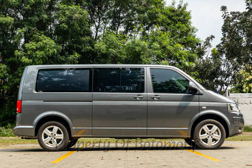 2012 Volkswagen Caravelle 2.5 TDI T5 bekas