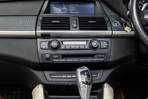 2012 BMW X6 3.0L XDRIVE 35I bekas